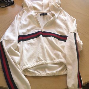 Cropped Hoodie